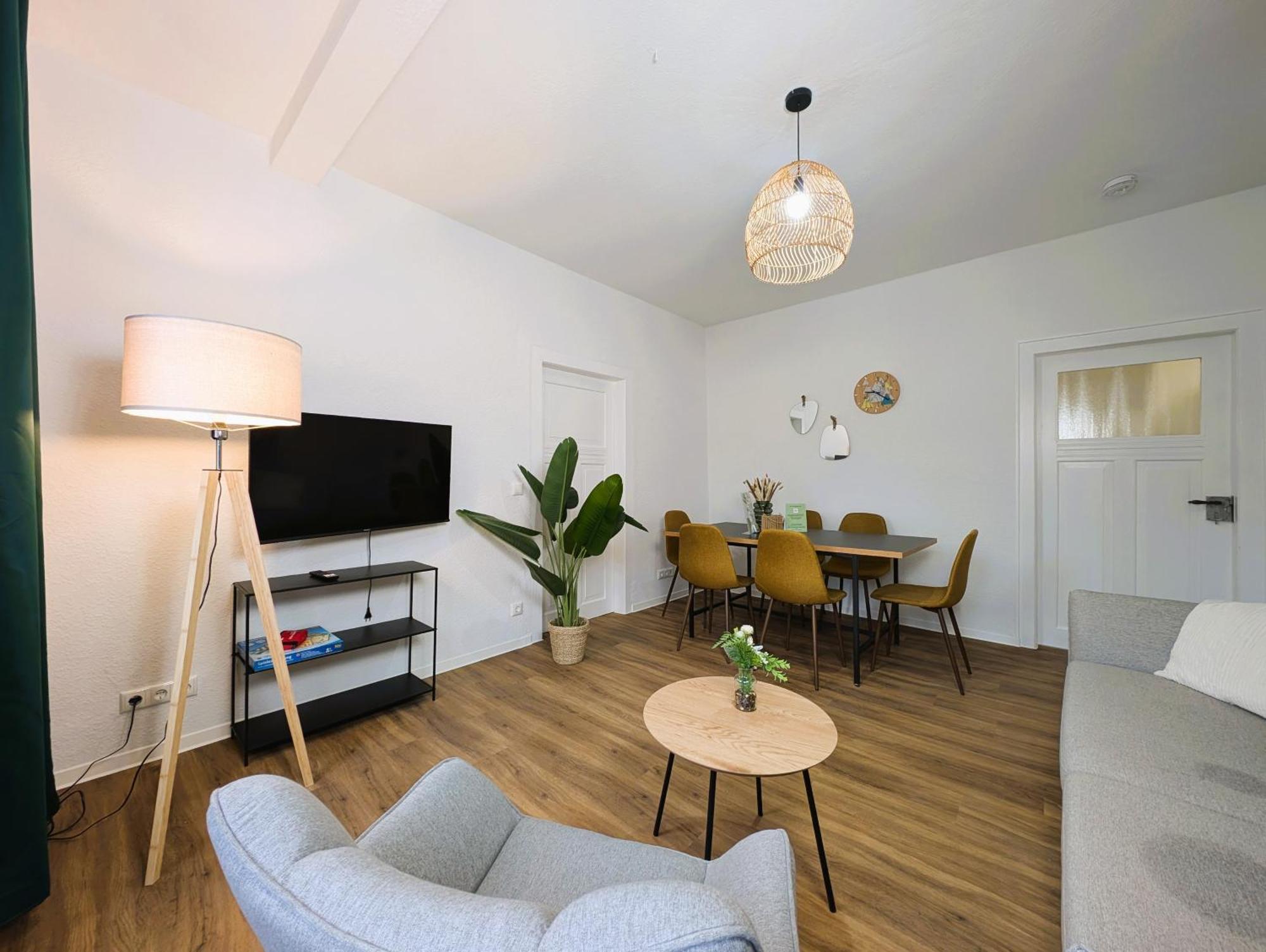 Bohnapartments - Topfmarkt Xxl Suiten - Neu In Top Zentrumslage, Vollausstattung, Wlan, Parkplaetze Ilmenau Exterior foto